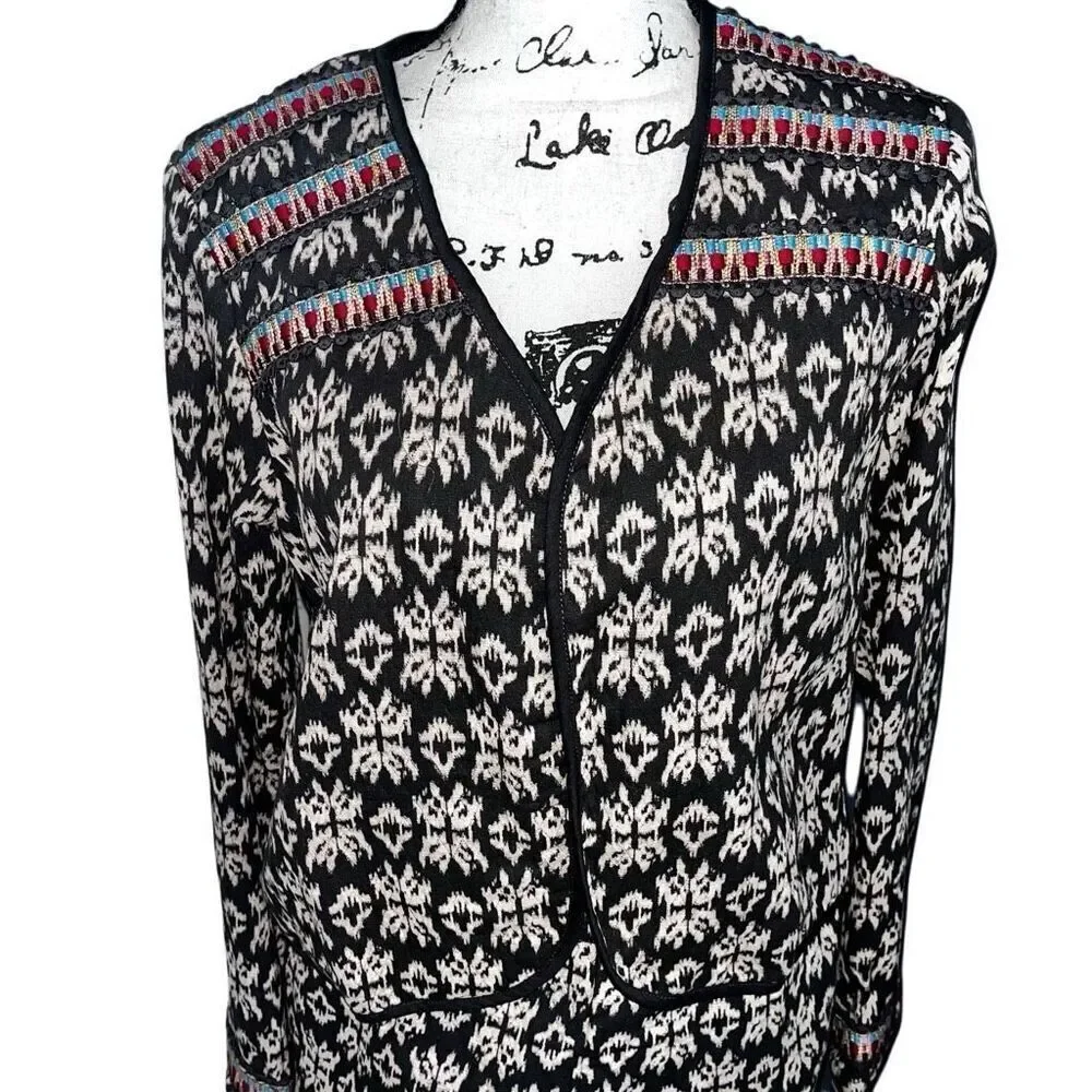 Forever 21 two-piece embroidered jacket & short set‎ NWT